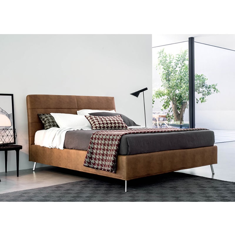 Furniture & Decor