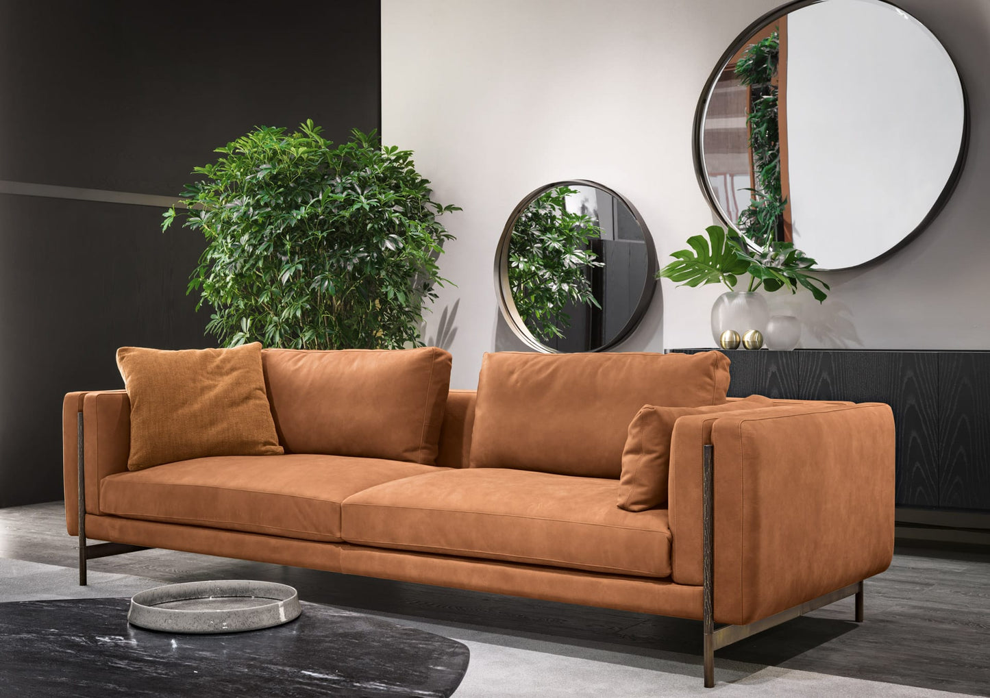 Furniture & Decor