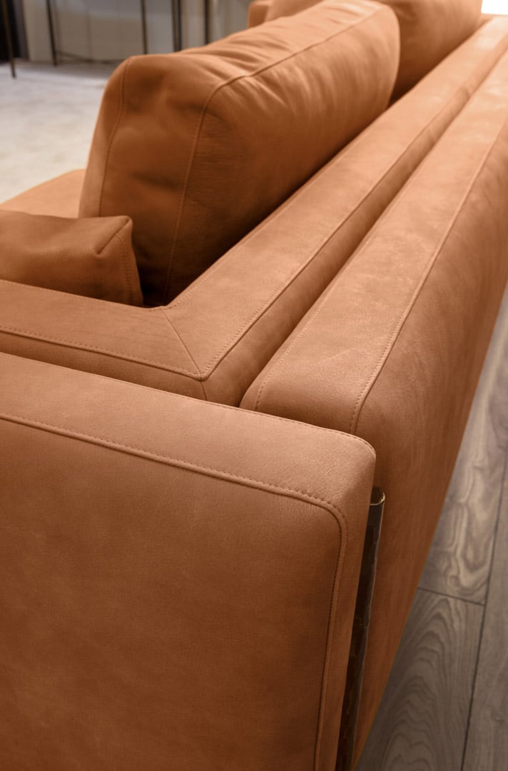 Furniture & Decor